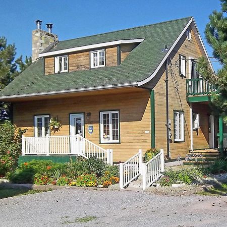 Gite La Halte Du Verger Bed And Breakfast Rivière-du-Loup Exteriér fotografie