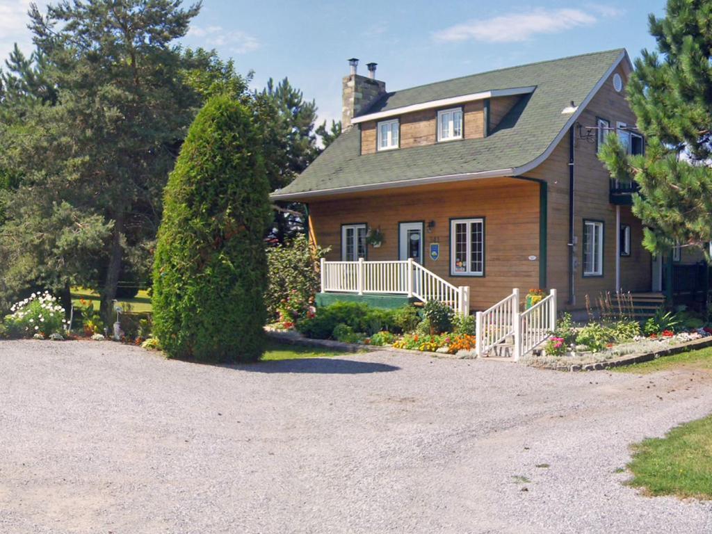 Gite La Halte Du Verger Bed And Breakfast Rivière-du-Loup Exteriér fotografie